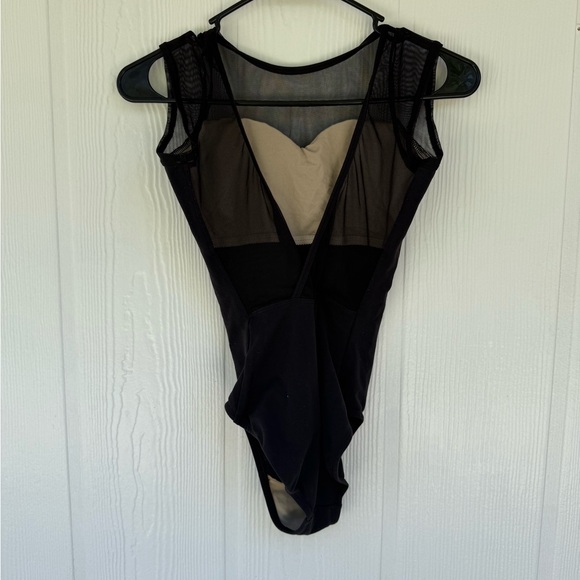 Suffolk leotard - Picture 2 of 4